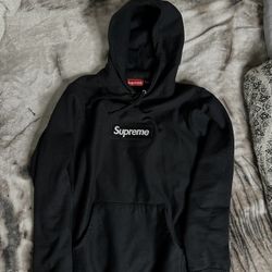 Supreme Hoodie Size Small