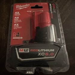 Milwaukee   M12 battery   6..0