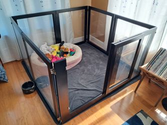 Dog playpen with acrylic panels 60"x60"x31.5"