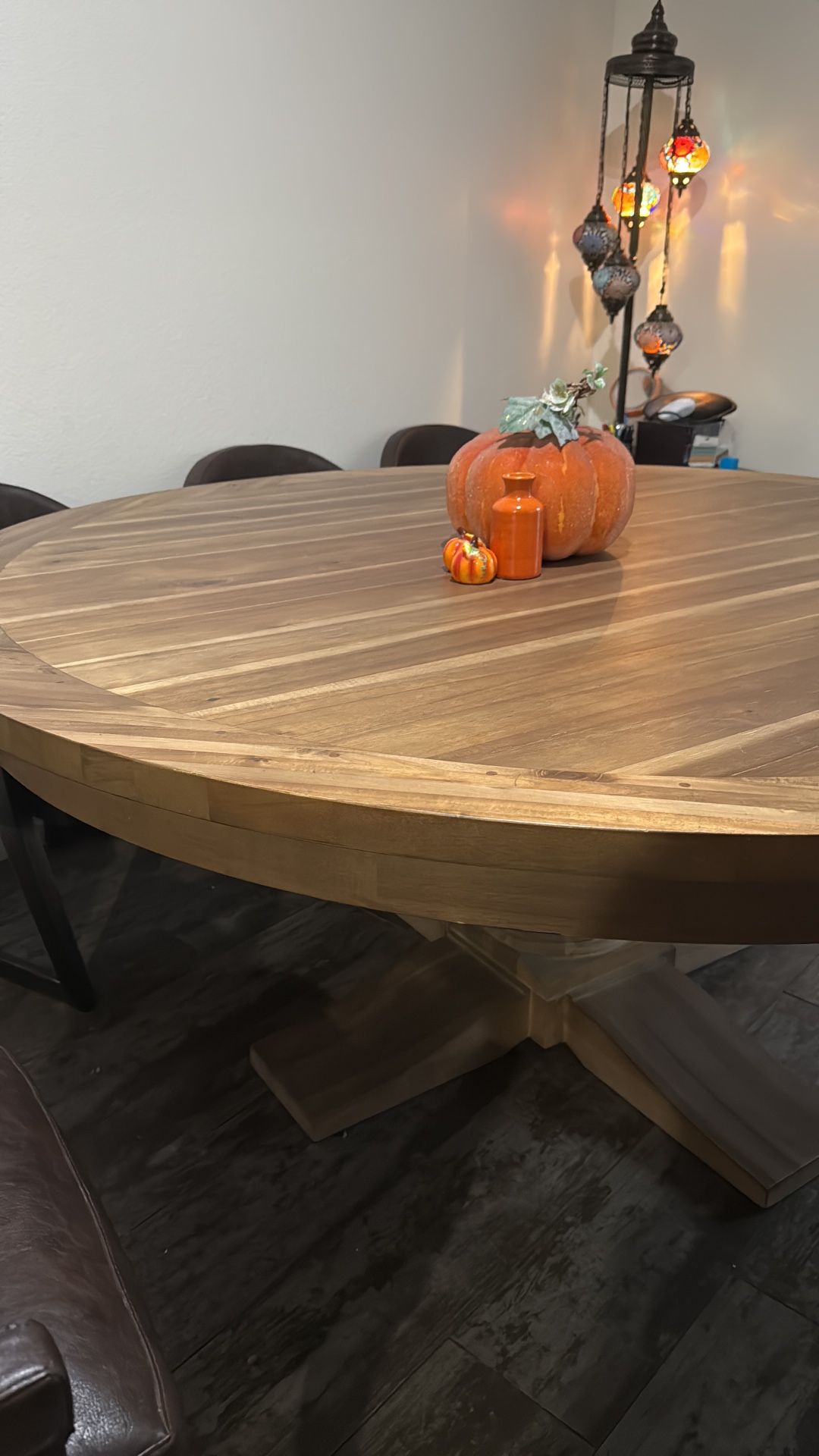 Round Table - 8 Chairs