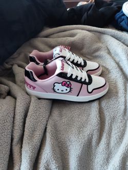 Hello Kitty Shoes