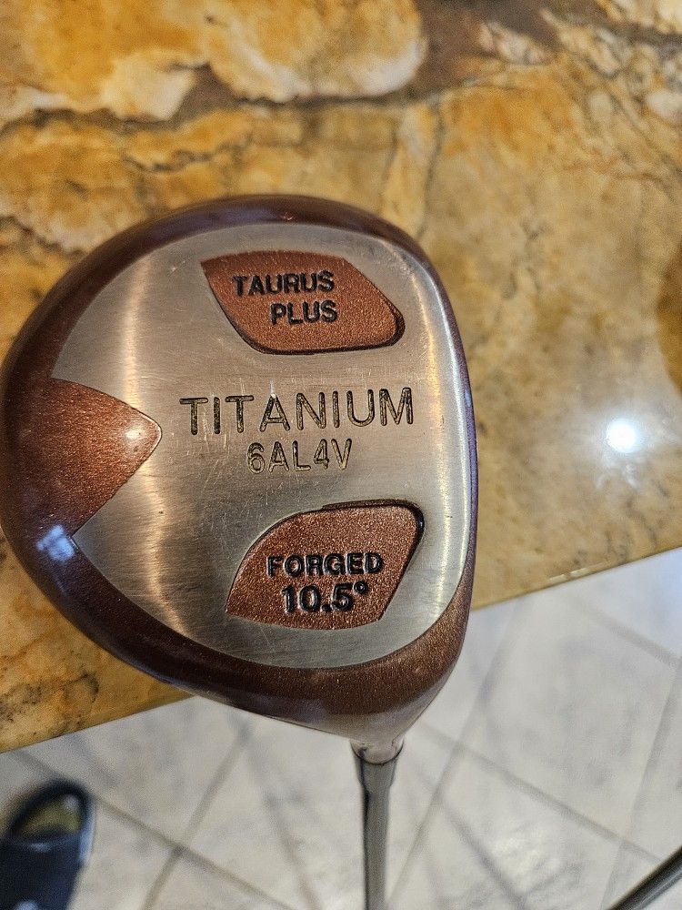 GOLF CLUB DRIVERS .. RIGHTHANDED 10.5° & 11°...$25 EACH
