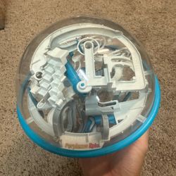 Perplexus Epic 3D Marble Maze Puzzle Ball 8" 125 Obstacles Spin Master Toy