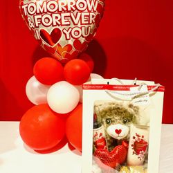 Valentines gift balloons candy teddy bear 