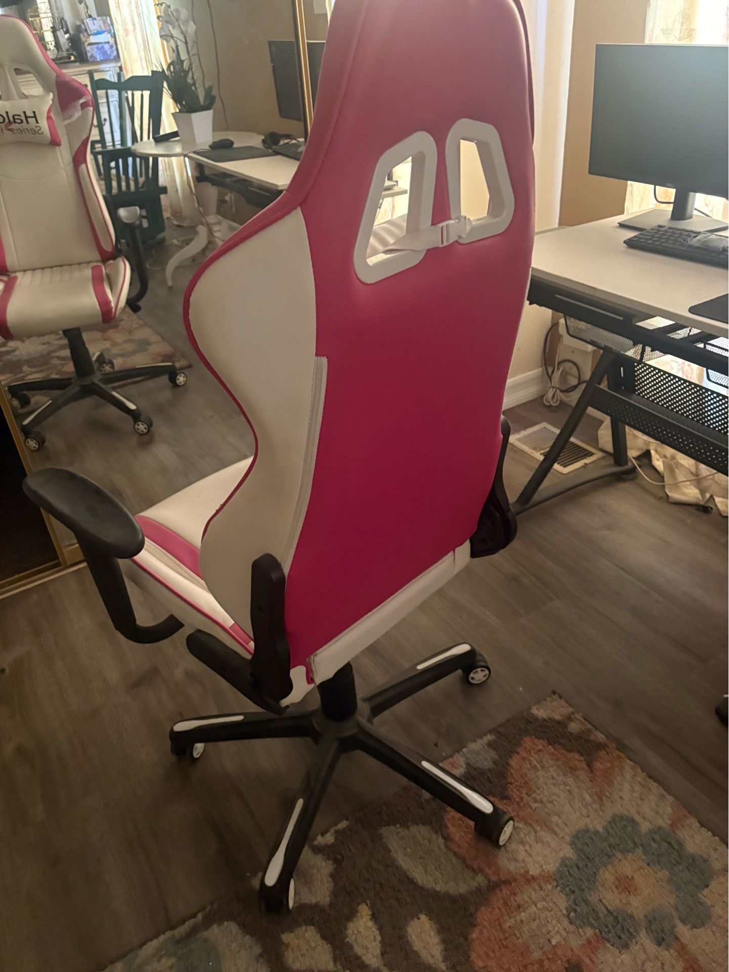 Gaming chair