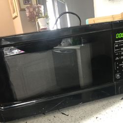 Hamilton Microwave 