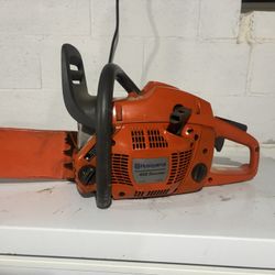 Husqvarna Chainsaw 460 Rancher