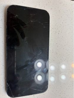 iPhone 14 Plus Black Cracked Back Fully Works