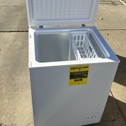 Brand new large freezer for 140