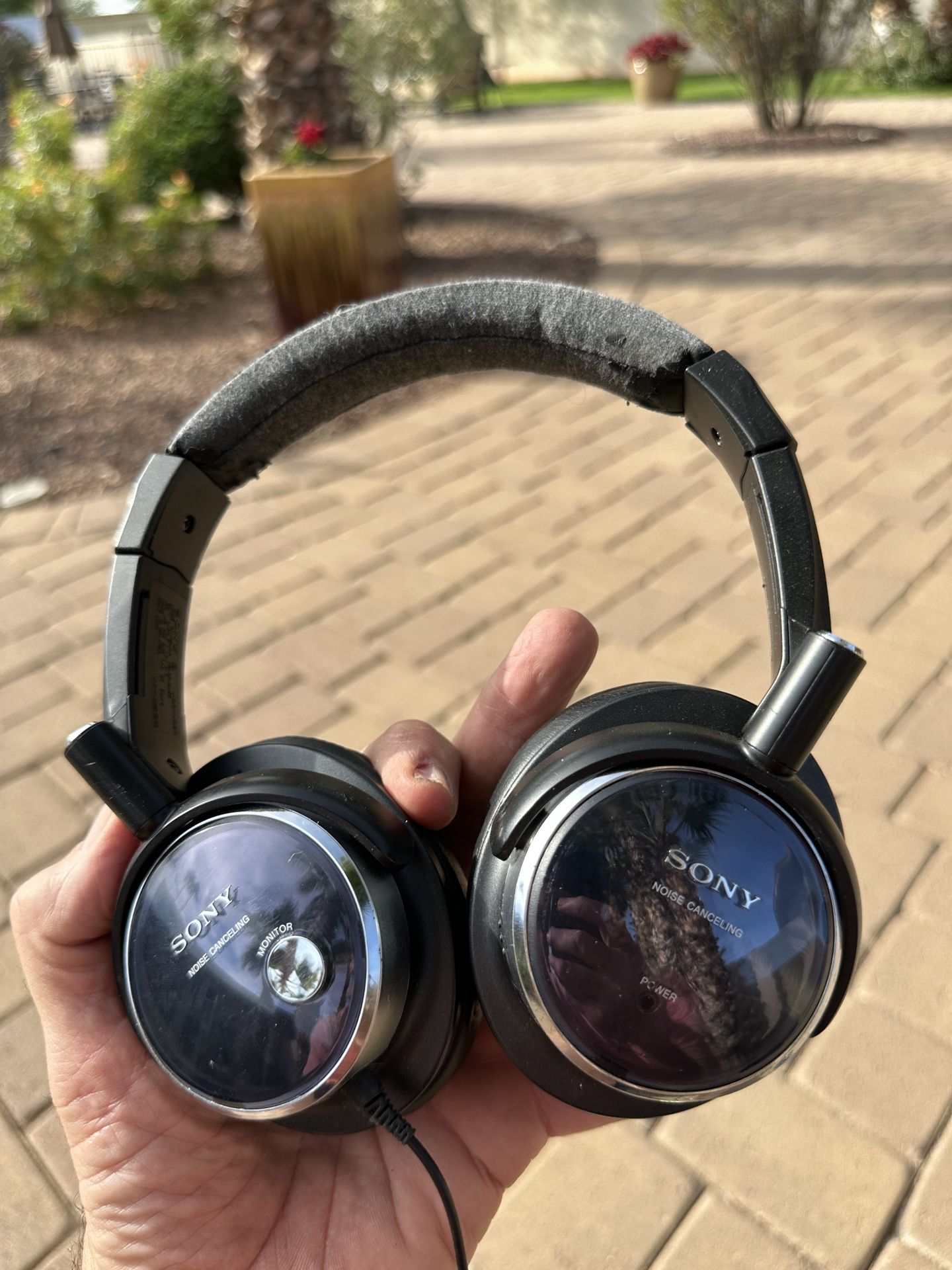 Sony MDR NC 50 Wired Noise Cancelling Headphones