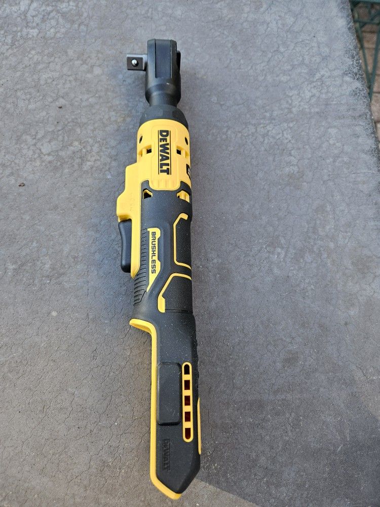 DEWALT 1/2 RATCHET