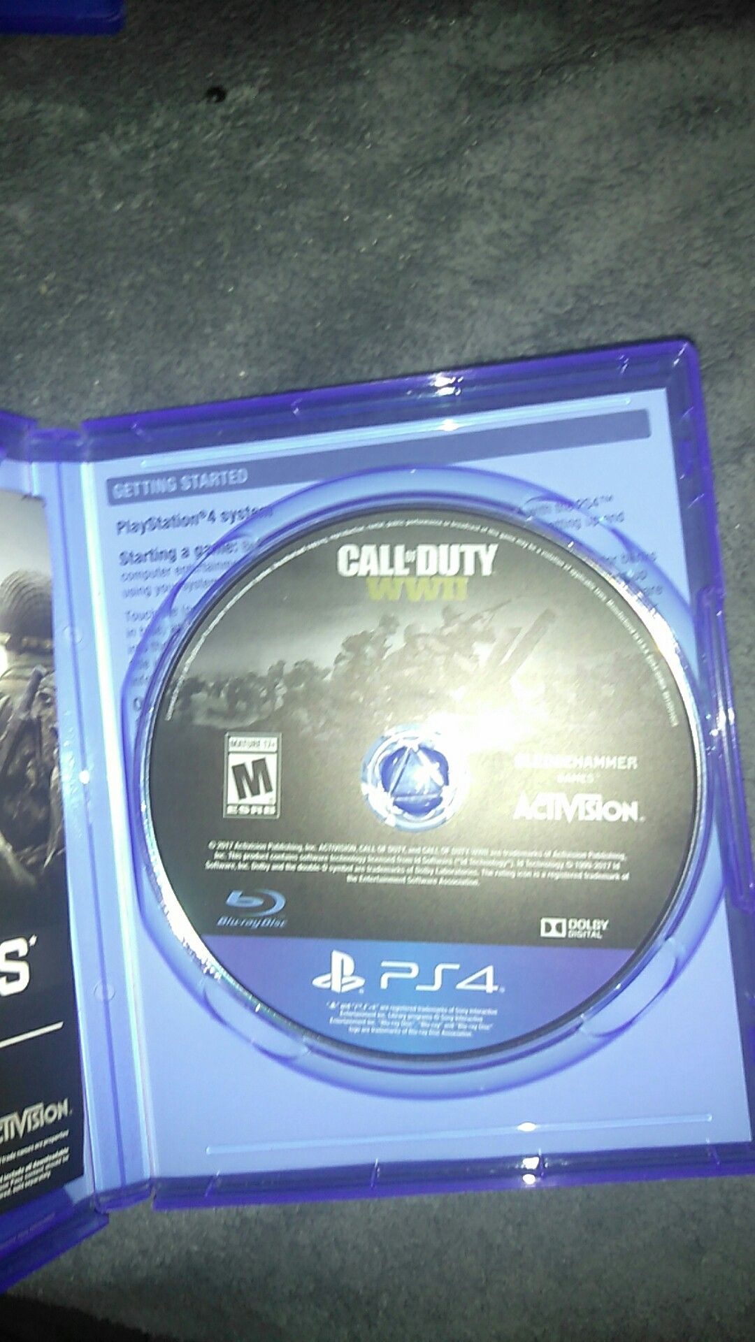 PS4 games (Call of duty WW2,Assassin's Creed syndicate)