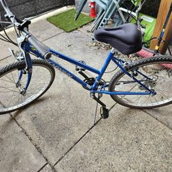 Schwinn Mirada Woman's Bike