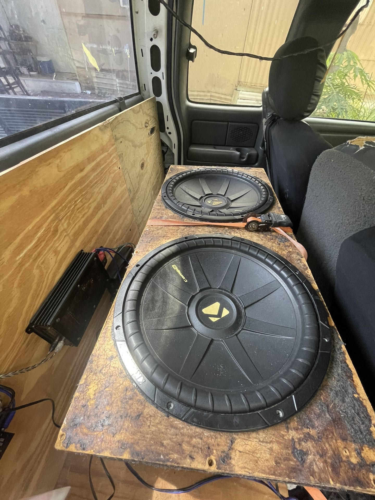 Kicker Comp (S)