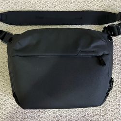 Peak Design Everyday Sling 6L