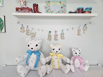 A bear family!