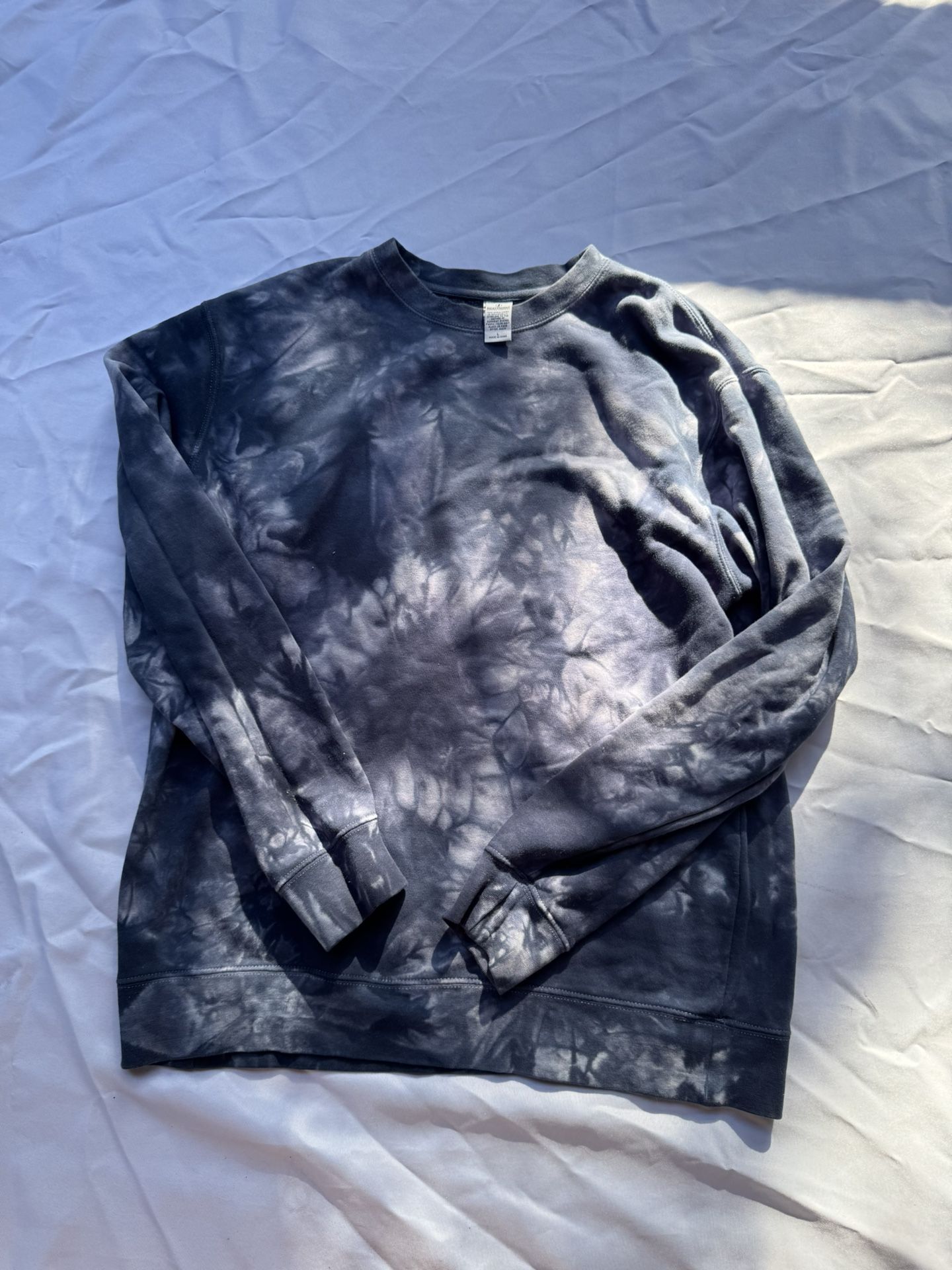 Tie Dye crewneck Sweatshirt Women’s Size large