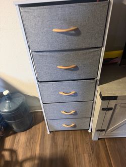 Dresser five drawers