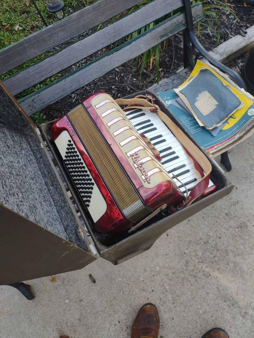 Hohner Concerto 2 Accordion