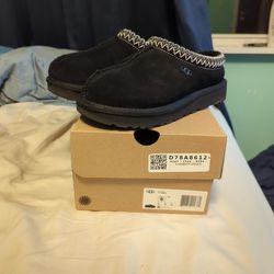 UGG Tasman 