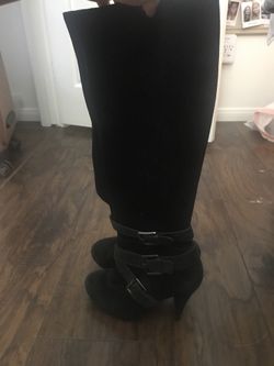 Also Black knee size 7 heel boots