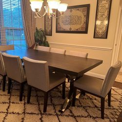 Dining Table Set With 8 Upholstered Chairs 