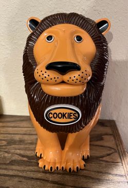 Vintage Collectible Cookie Jar
