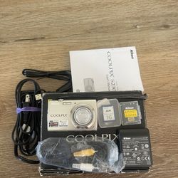 Nikon Coolpix S230 | Touch screen