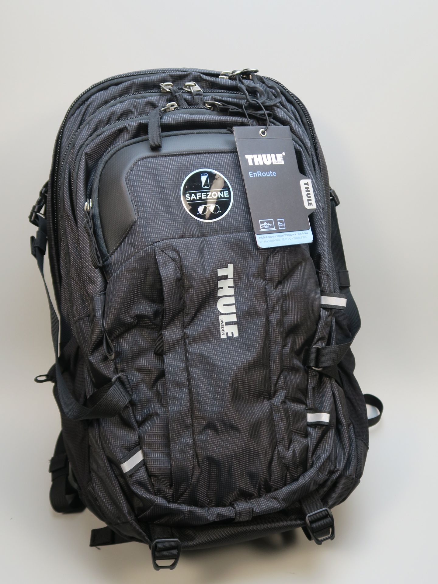 Thule Enroute 27L Backpack New With Tag