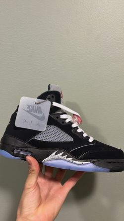 Air Jordan 5 black university