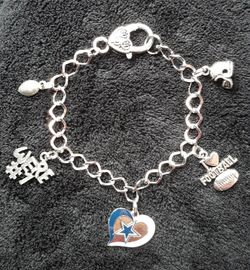 COWBOYS CHARM BRACELET