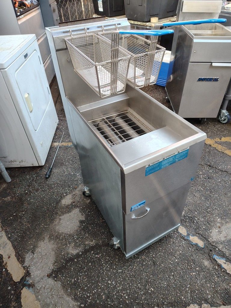 Commercial Fryer