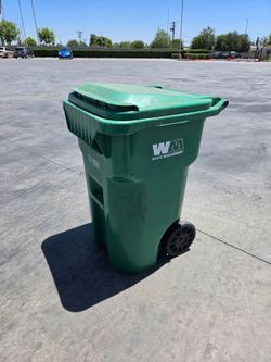 64g Rehrig Trash Can