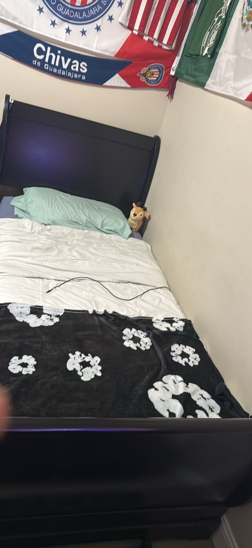 Twin Bed With Nightstand 