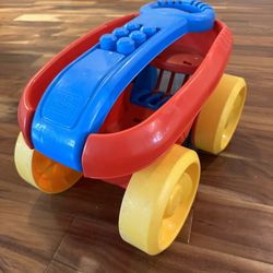 Mega bloks block scooping wagon 