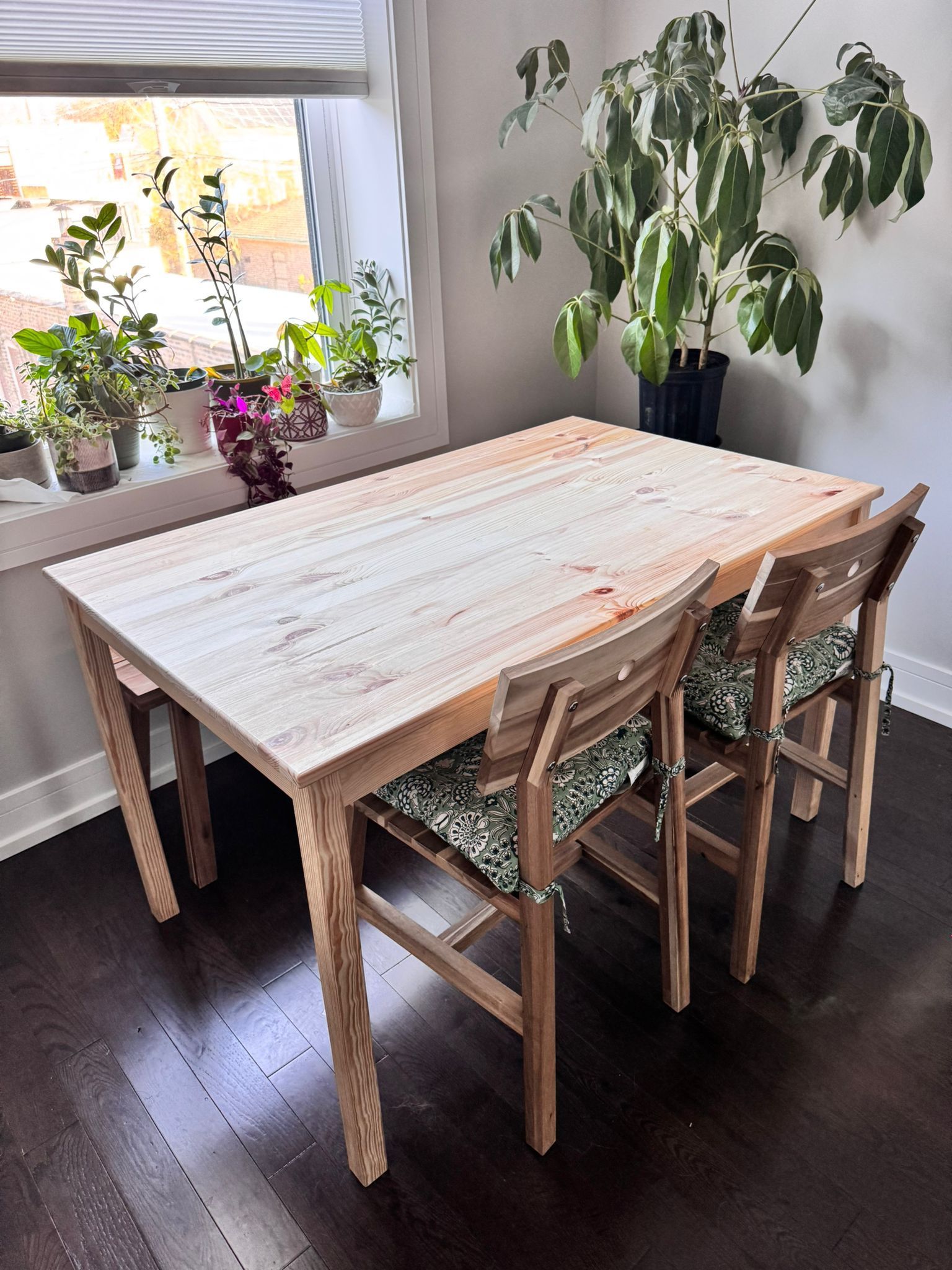 Dinning Table Set with Chairs/Bench