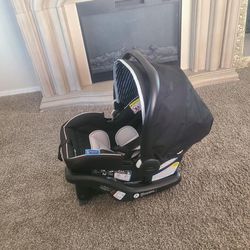 Car seat With Base 