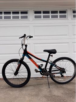 Giant XTC 24" Kids Mountain Bike