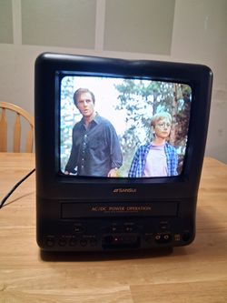 9 inch sansui Tv