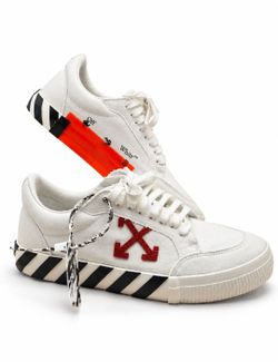 Off-White Vulcanized Low Sneakers – White/Red – Size EU 44