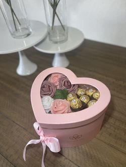 Mother’s Day Gift Boxes 