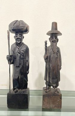 NY: Wood Carved Sculpture Set