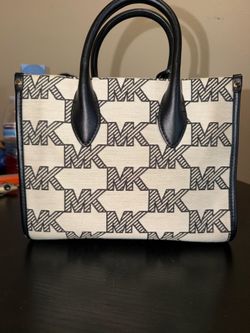 Black/Tan Michael Kors crossbody