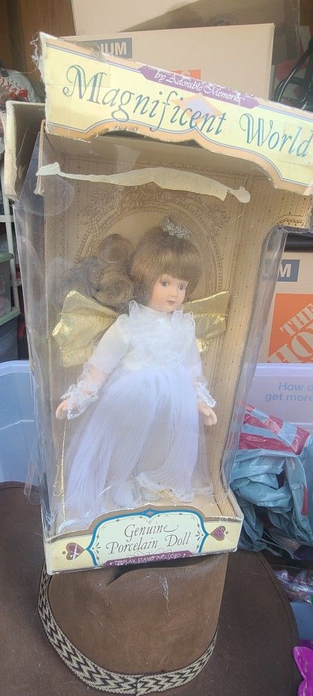 1994 Special Edition Magnificent World By Adorable Memories Porcelain Doll