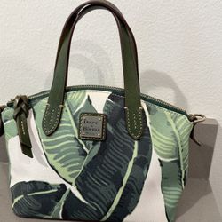Dooney & Bourke Vintage Palm Leaf Purse 