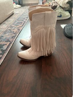Girls size 13 Leather cowgirl boots