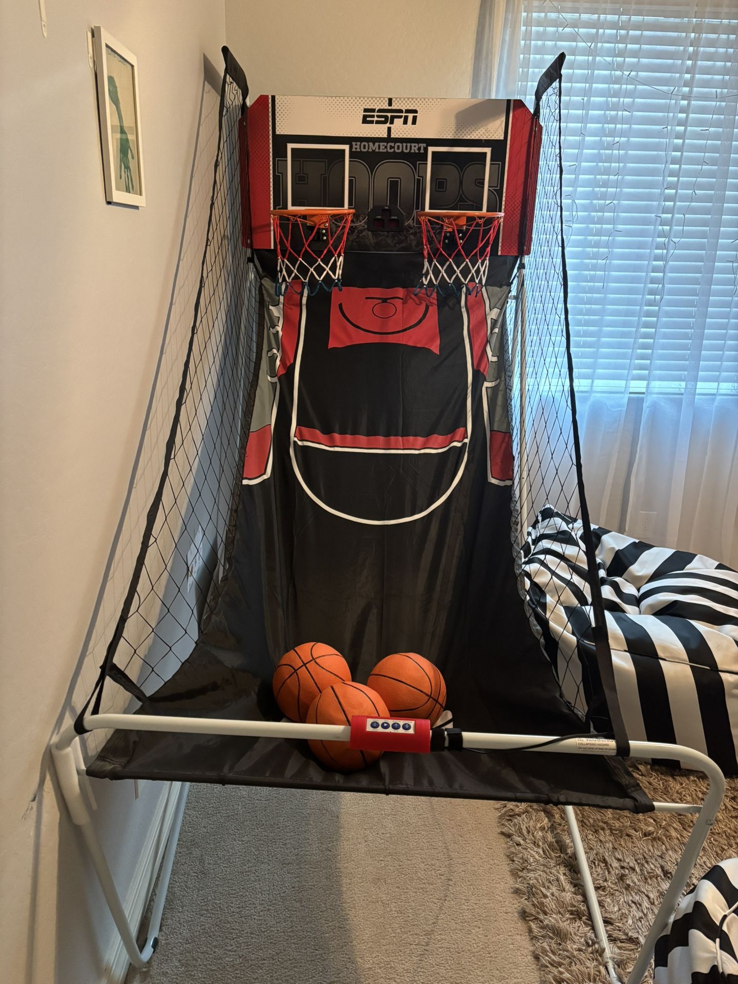 ESPN 2 Player Hoop Shooting Basketball Arcade Game