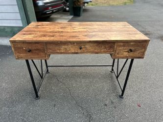 Wood/Metal Frame Desk