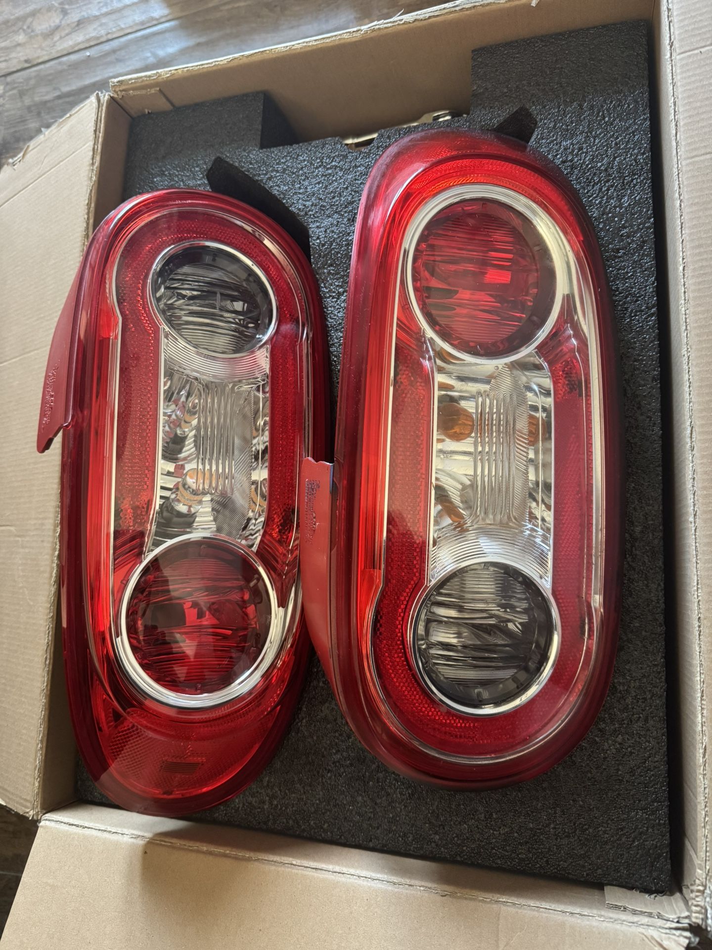 Mazda Miata NC2/3 OEM Taillights