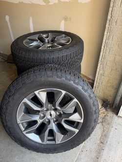 Chevy Silverado OEM 20” Wheels + 275/60R20 Goodyear Tires